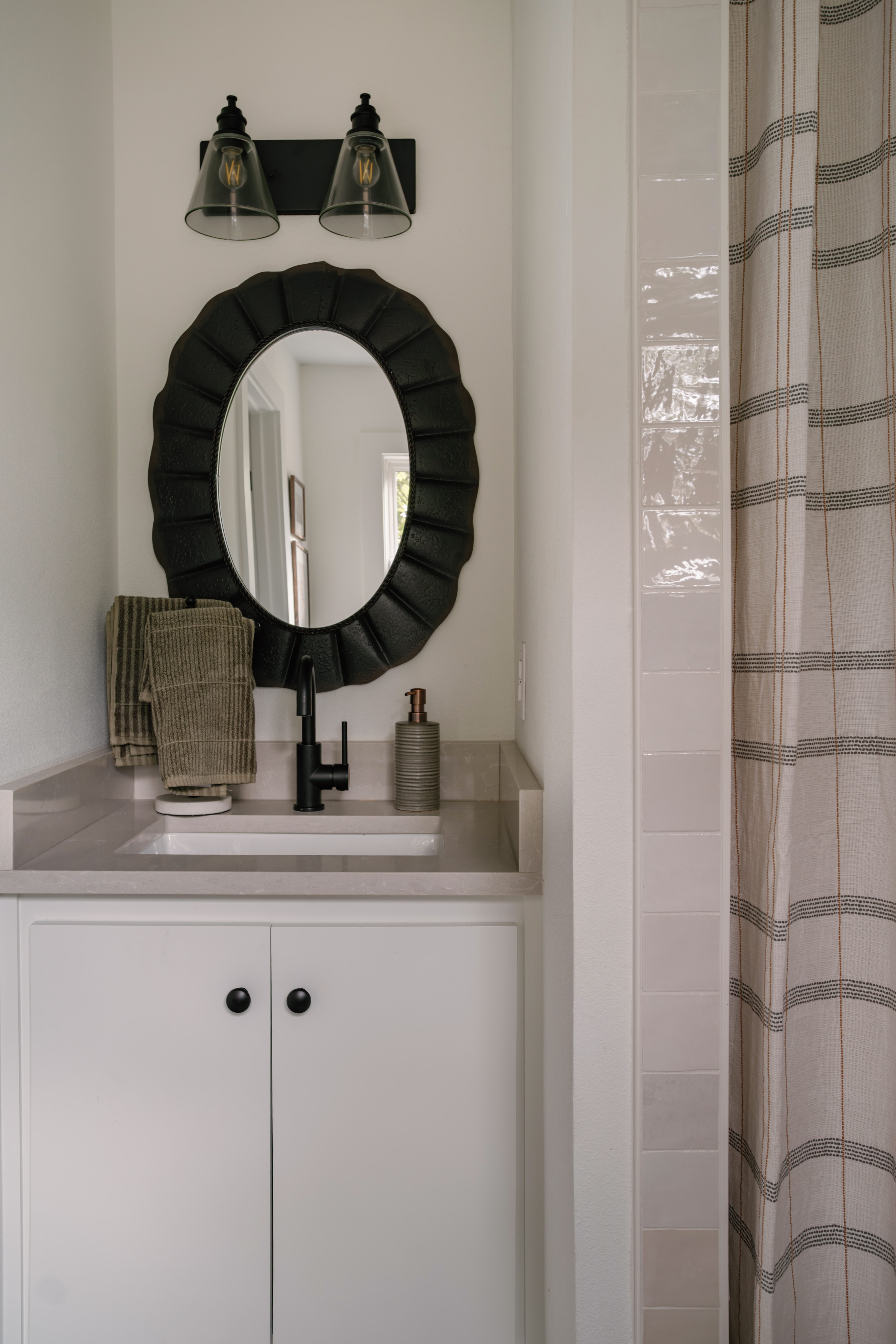 Midlothian project, frame 24
